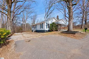 143 Woodrow St, Pickens, SC 29671 - Photo 2