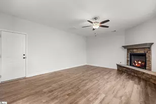 8 Saddle Bow Ct, Taylors, SC 29687 - Photo 10