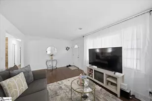 22 Ray St, Greenville, SC 29611 - Photo 6