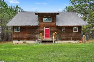 113 Ernestine Hayes Rd, Pickens, SC 29671 - Photo 2