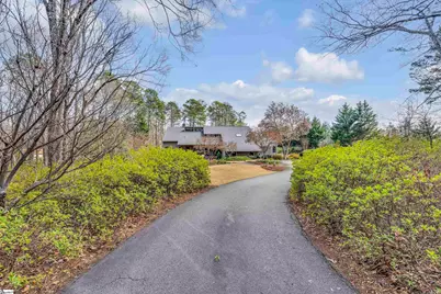 122 Woodland Lane, Simpsonville, SC 29681 - Photo 2