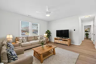 230 Fisher Ave, Spartanburg, SC 29301 - Photo 2