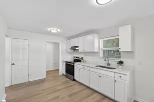 230 Fisher Ave, Spartanburg, SC 29301 - Photo 8