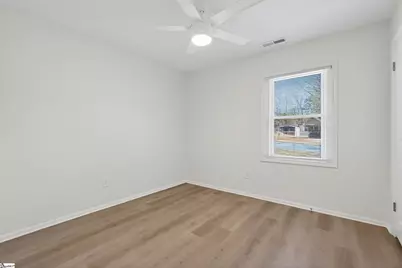 230 Fisher Avenue, Spartanburg, SC 29301 - Photo 10
