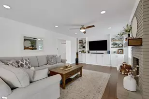 10 Elmwood Dr, Taylors, SC 29687 - Photo 12