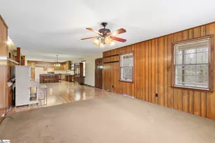 109 Tryon St, Greer, SC 29650 - Photo 10