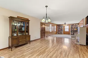 109 Tryon St, Greer, SC 29650 - Photo 6