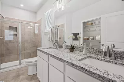 19 Gervais Circle, Greenville, SC 29607 - Photo 8