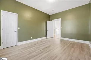 303 Bailey St, Greenville, SC 29609 - Photo 22
