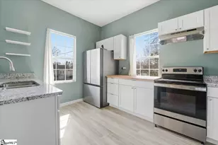 303 Bailey St, Greenville, SC 29609 - Photo 8