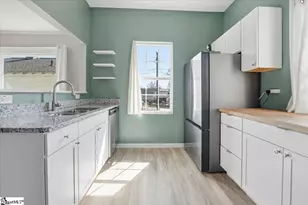 303 Bailey St, Greenville, SC 29609 - Photo 10