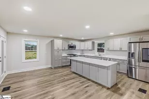 303 Watson Rd, Taylors, SC 29687 - Photo 8