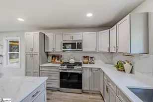 303 Watson Rd, Taylors, SC 29687 - Photo 20