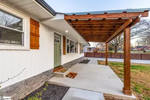 303 Watson Rd, Taylors, SC 29687 - Photo 34