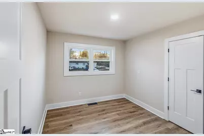 303 Watson Road, Taylors, SC 29687 - Photo 16