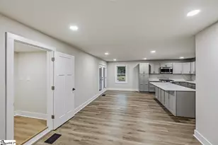 303 Watson Rd, Taylors, SC 29687 - Photo 6