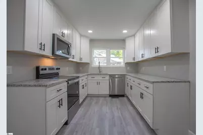 135 Regent Street, Spartanburg, SC 29302 - Photo 10
