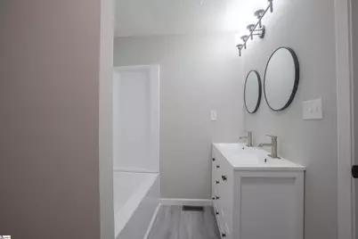 135 Regent Street, Spartanburg, SC 29302 - Photo 18