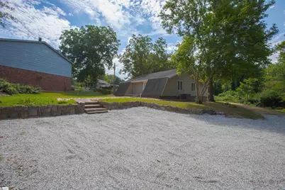 135 Regent Street, Spartanburg, SC 29302 - Photo 6