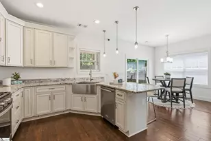 312 Pinckney St, Greenville, SC 29601 - Photo 10