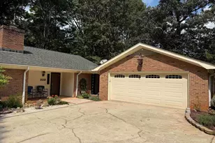 223 Covington Rd, Greenville, SC 29617 - Photo 6