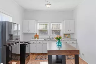 10 Bobo St, Greer, SC 29650 - Photo 4