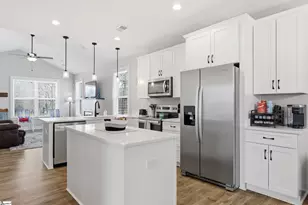 215 Amsterdam Rd, Liberty, SC 29657 - Photo 4