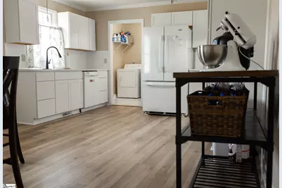 148 Peterson Drive, Wellford, SC 29385 - Photo 8