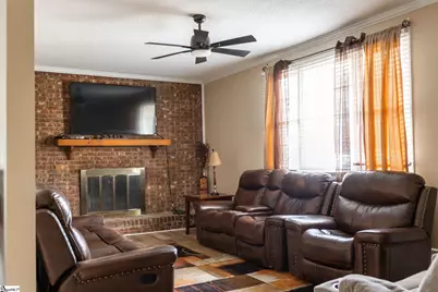 148 Peterson Drive, Wellford, SC 29385 - Photo 4