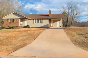 148 Peterson Dr, Wellford, SC 29385 - Photo 1