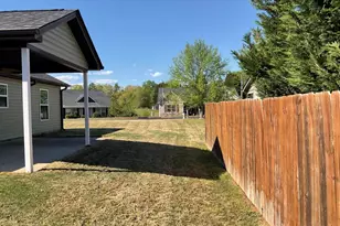 313 Gleaner Dr, Inman, SC 29349 - Photo 2