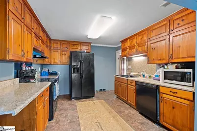 543 Martin Road, Ware Shoals, SC 29692 - Photo 6