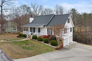 17 Hester Rd, Greenville, SC 29609 - Photo 2