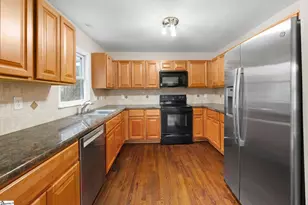 17 Hester Rd, Greenville, SC 29609 - Photo 12