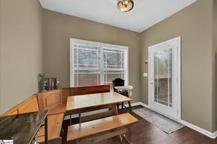 112 W 3rd Ave, Easley, SC 29640 - Photo 10