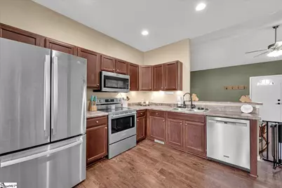 112 W 3rd Avenue, Easley, SC 29640 - Photo 8