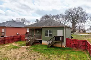 112 W 3rd Ave, Easley, SC 29640 - Photo 20