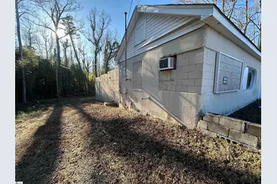 237 Thompson Boulevard, Union, SC 29379 - Photo 4