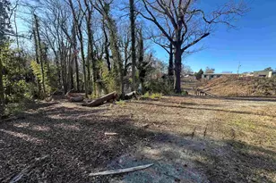 237 Thompson Blvd, Union, SC 29379 - Photo 6