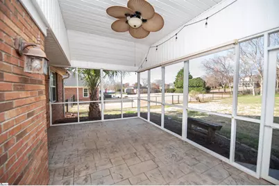 372 W Autumn Ridge Road, Moore, SC 29369 - Photo 6