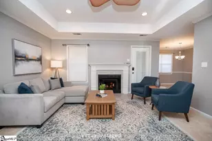 372 W Autumn Ridge Rd, Moore, SC 29369 - Photo 2