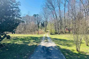 205 Cambridge Dr, Clemson, SC 29631 - Photo 2