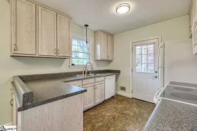 200 Princeton Avenue, Greenville, SC 29607 - Photo 12