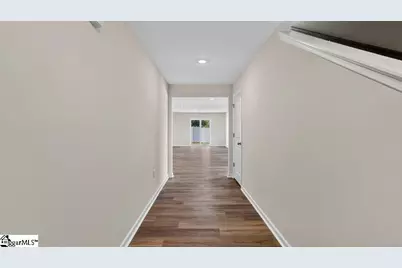 623 Starbeam Court, Spartanburg, SC 29303 - Photo 2