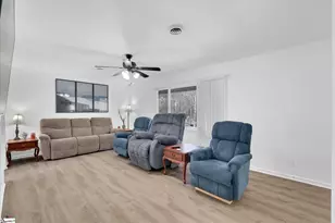 131 Timberlane Dr, Belton, SC 29627 - Photo 14