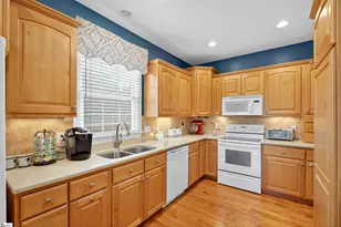 408 Cider Park Dr, Boiling Springs, SC 29316 - Photo 10