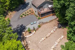 1655 W Lakeshore Dr, Landrum, SC 29356 - Photo 8