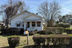 200 King St, Greer, SC 29651 - Photo 2