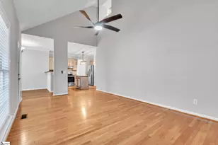 22 Summercrest Cir, Simpsonville, SC 29681 - Photo 4