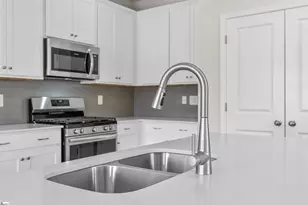 1748 Hidalgo Dr, Boiling Springs, SC 29316 - Photo 16